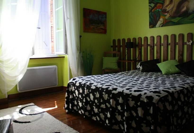 ガーデンビュースタンダードルーム, Relais De L Alaric