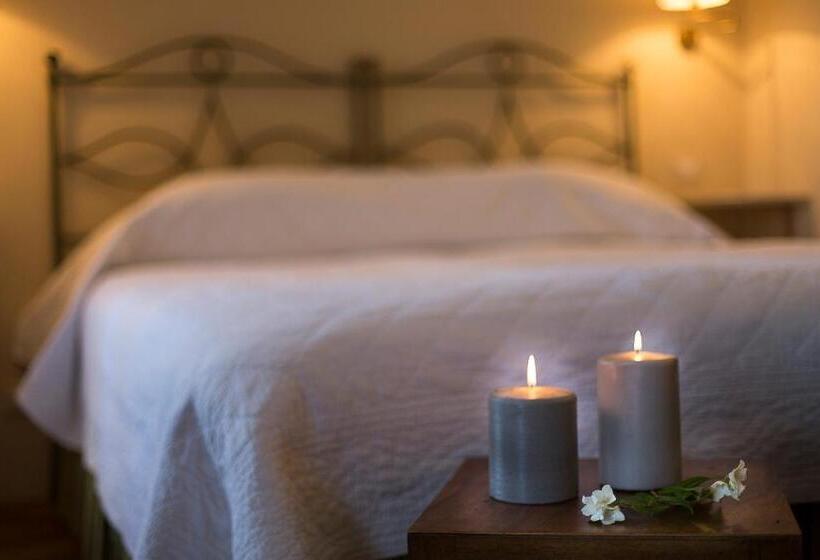 スタンダードルーム, Marchesi Alfieri Cantine E Ospitalità