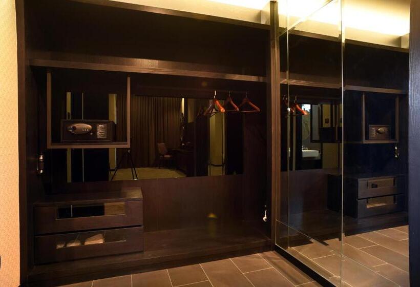 סוויטה דלוקס, Vangohh Eminent Hotel & Spa