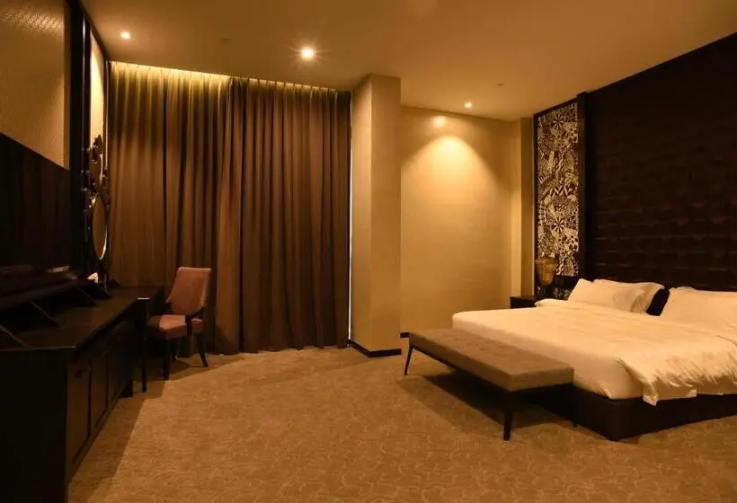 デラックススイート, Vangohh Eminent Hotel & Spa