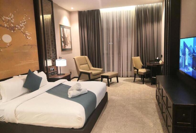 חדר סופריור עם מיטת קינג, Vangohh Eminent Hotel & Spa