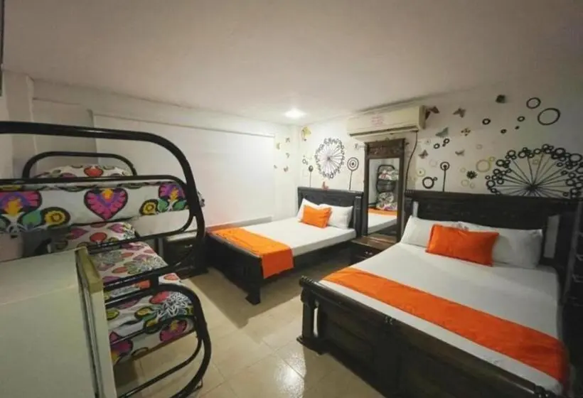 ファミリールーム, Casa Turística Realismo Mágico