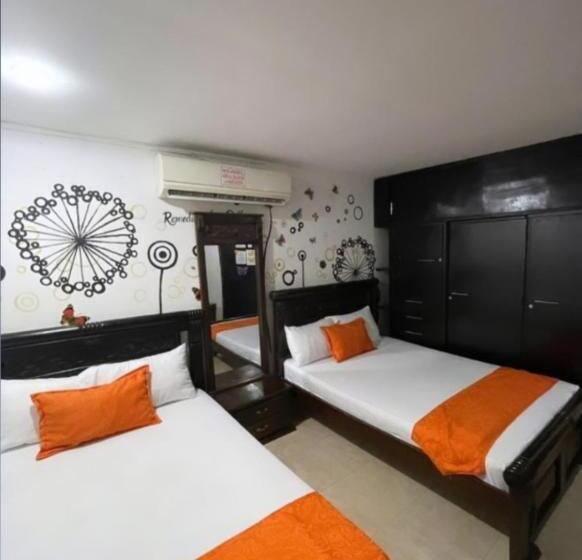 חדר משפחתי, Casa Turística Realismo Mágico