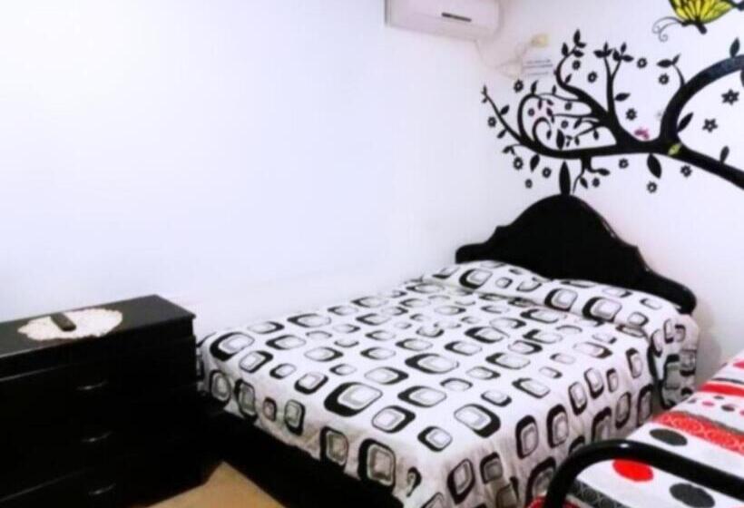 חדר סטנדרט טריפל חדר רחצה חיצוני, Casa Turística Realismo Mágico