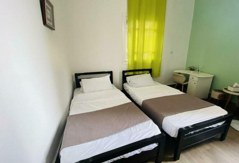 تختخواب در اتاق مشترک, City Hostel Dormitory