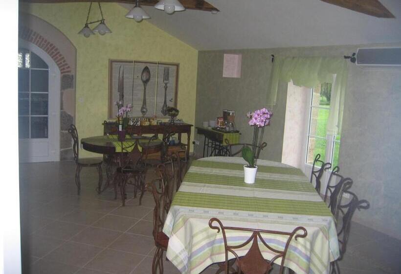 スタンダードルーム, La Minaudière