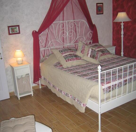 スタンダードルーム, La Minaudière