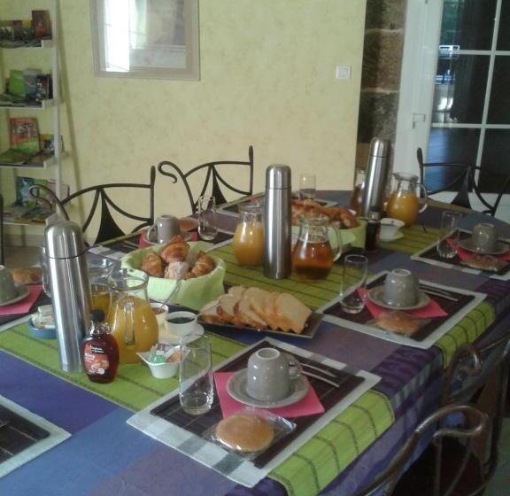 スタンダードルーム, La Minaudière