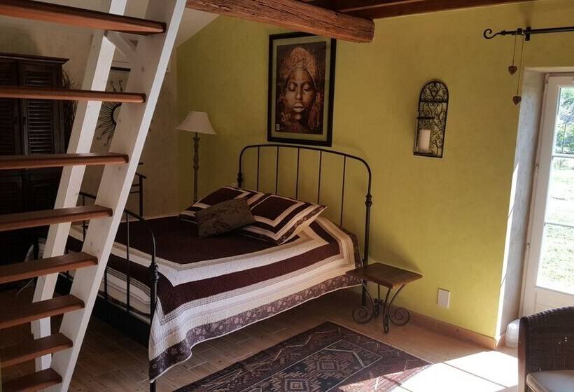 ファミリールーム, La Minaudière