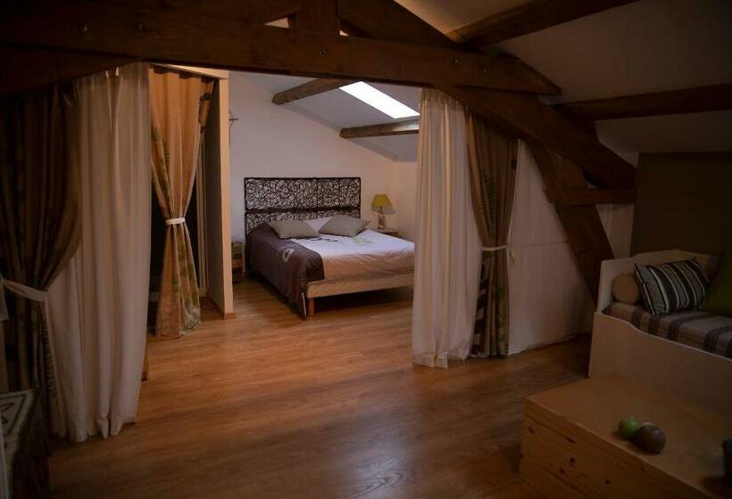 ファミリールーム, Le Chat Blanc