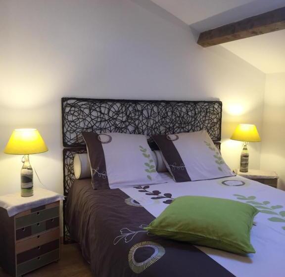 ファミリールーム, Le Chat Blanc