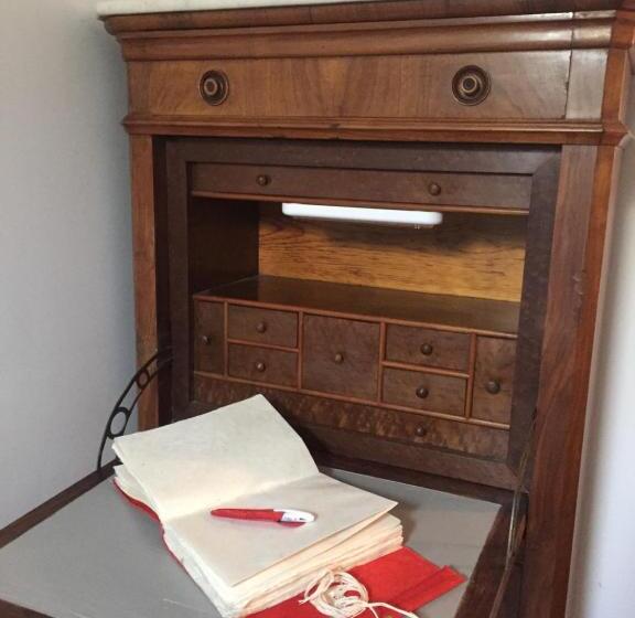 スタンダードルーム, Le Chat Blanc