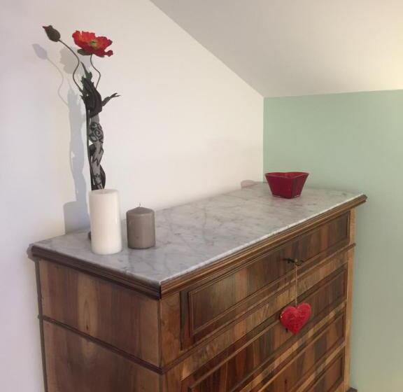 スタンダードルーム, Le Chat Blanc