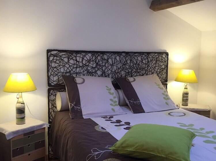 ファミリールーム, Le Chat Blanc