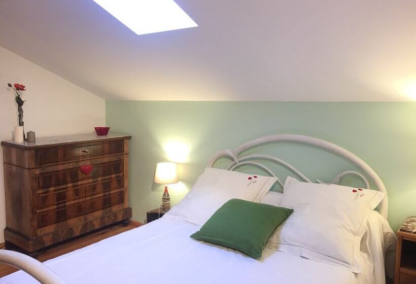 スタンダードルーム, Le Chat Blanc