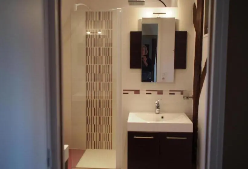 デラックススイート, Manoir Du Rouvre