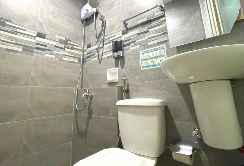 اتاق لوکس, Casa Marco Suites Puerto Galera Powered By Cocotel