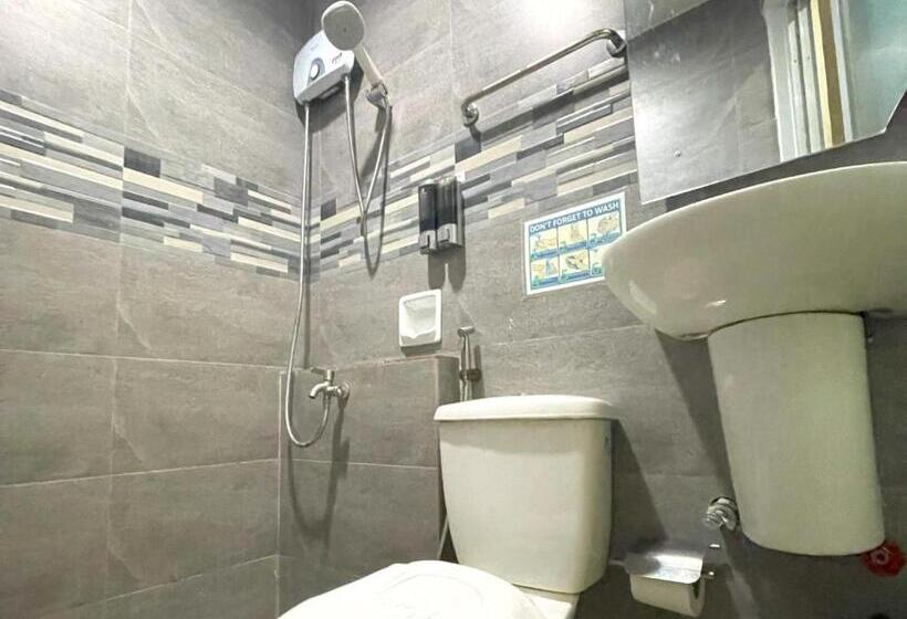 اتاق لوکس, Casa Marco Suites Puerto Galera Powered By Cocotel