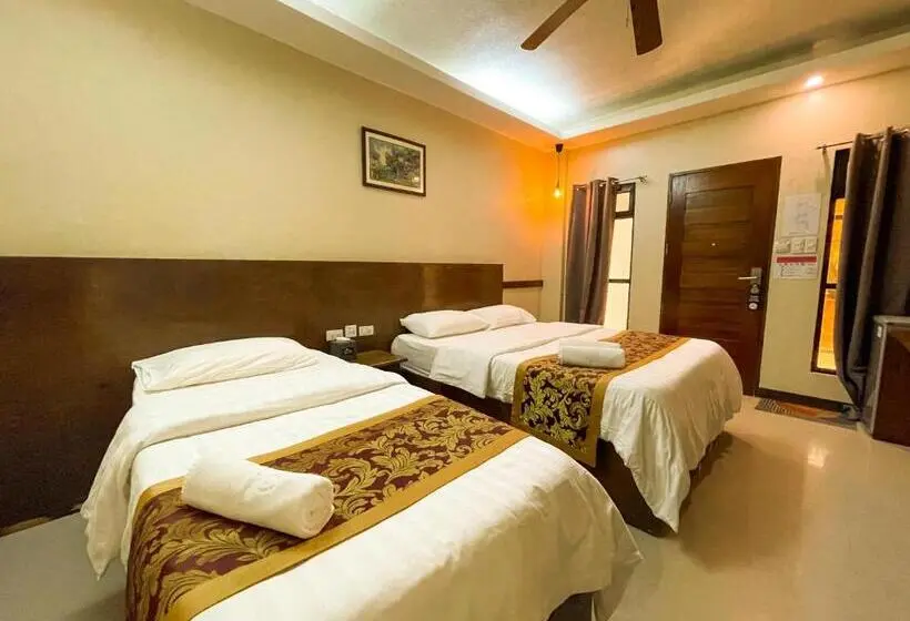 اتاق سوپریور سه تخته, Casa Marco Suites Puerto Galera Powered By Cocotel