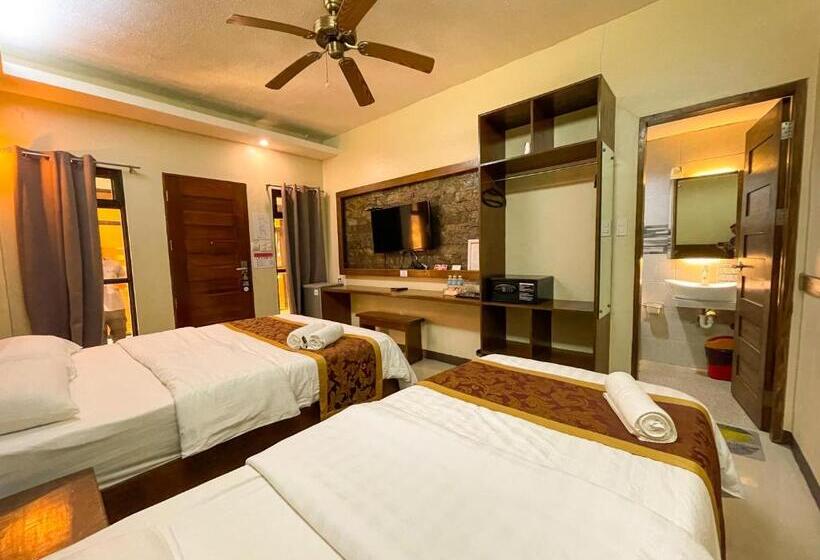 اتاق سوپریور سه تخته, Casa Marco Suites Puerto Galera Powered By Cocotel