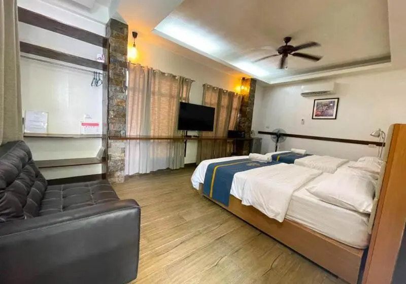 اتاق خانوادگی, Casa Marco Suites Puerto Galera Powered By Cocotel