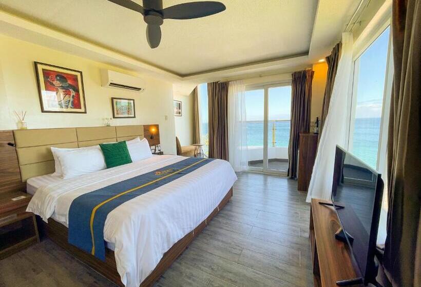 سوئیت با بالکن, Casa Marco Suites Puerto Galera Powered By Cocotel