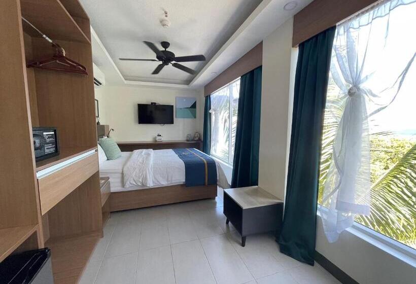 اتاق استاندارد با چشمانداز دریا, Casa Marco Suites Puerto Galera Powered By Cocotel