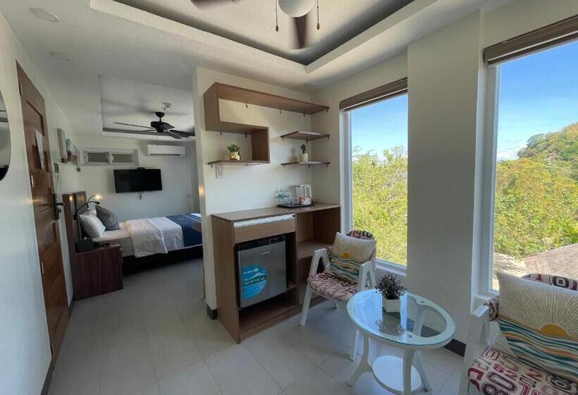 اتاق سوپریور, Casa Marco Suites Puerto Galera Powered By Cocotel