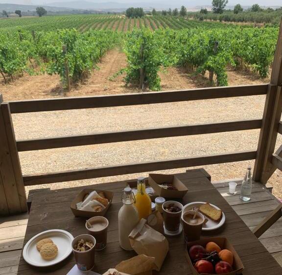 كوخ ديلوكس, Castello Di Serragiumenta