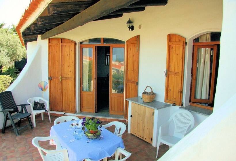 Дом 4 Спальни, Sa Fiorida Case Vacanze