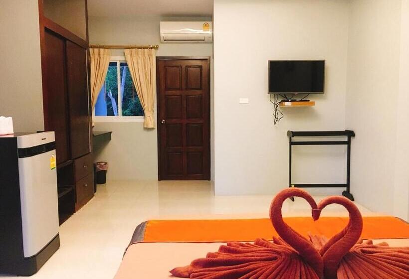 スタンダードルーム, Bussarin Mansion