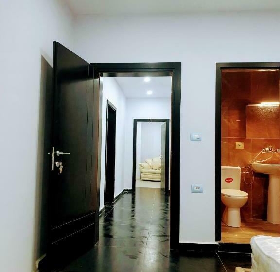 スーペリアシングルルーム, Citycenterhotel Shkoder