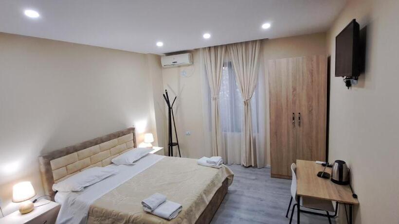 デラックスルーム, Citycenterhotel Shkoder