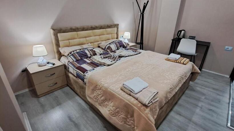 エコノミールーム, Citycenterhotel Shkoder