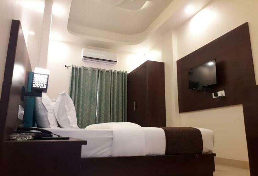 اتاق لوکس, Paradise Inn