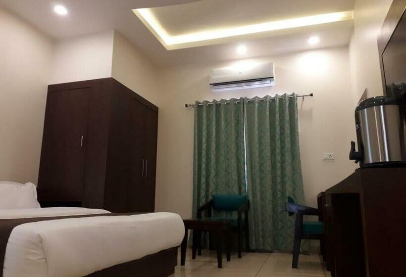 اتاق لوکس, Paradise Inn