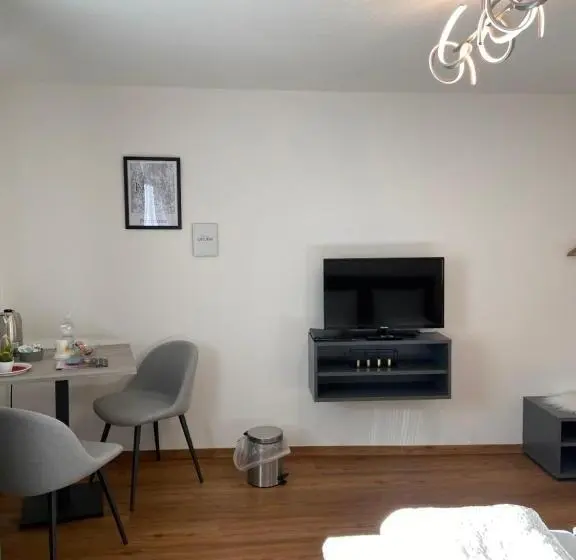 اتاق استاندارد, B&b Berninapass