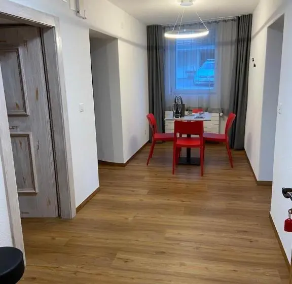 اتاق استاندارد چهار تخته, B&b Berninapass