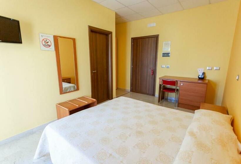 豪华家庭房间, Il Viandante Catenanuova