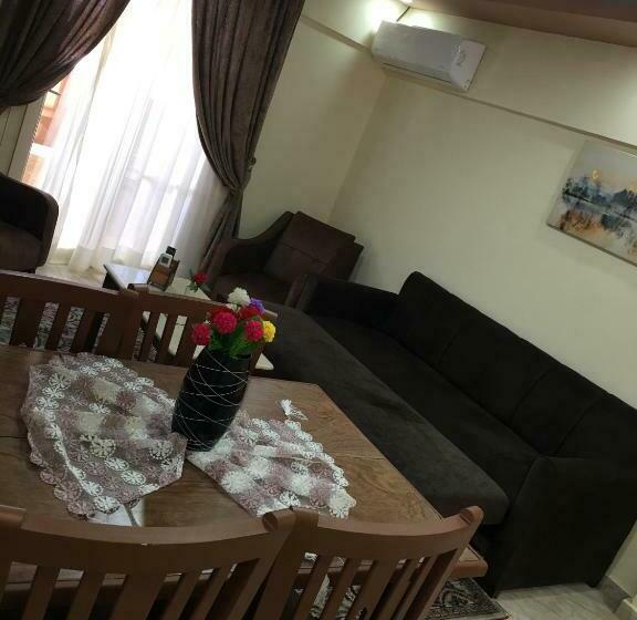 سوییت جونیور با چشم‌انداز جانبی دریا, Jewel El Gameel Hotel Egyptian Only Price