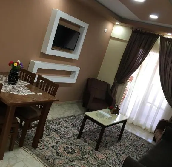 سوییت جونیور با چشم‌انداز جانبی دریا, Jewel El Gameel Hotel Egyptian Only Price