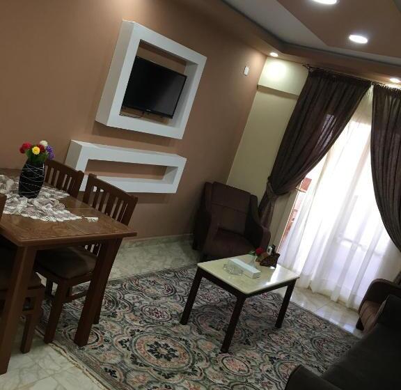 سوییت جونیور با چشم‌انداز دریا, Jewel El Gameel Hotel Egyptian Only Price