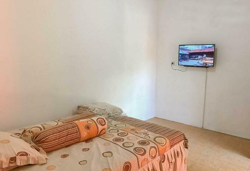 スタンダードルーム, Rumah Panggung Guest House Syariah Mitra Reddoorz