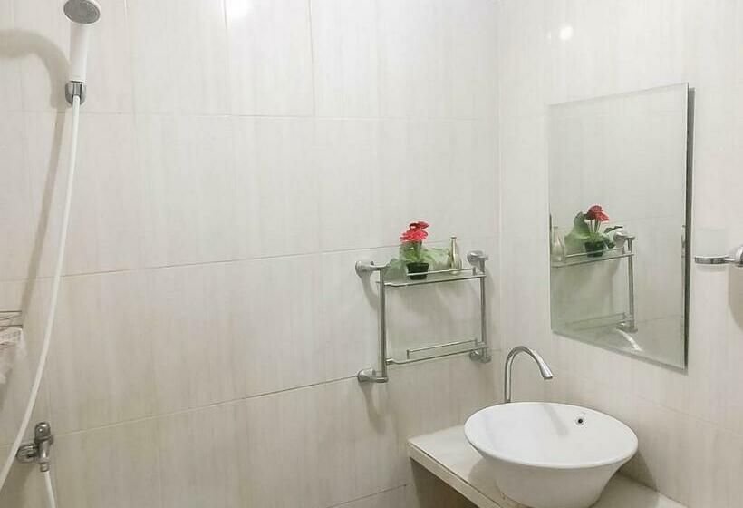 Номер Стандарт, Rumah Panggung Guest House Syariah Mitra Reddoorz
