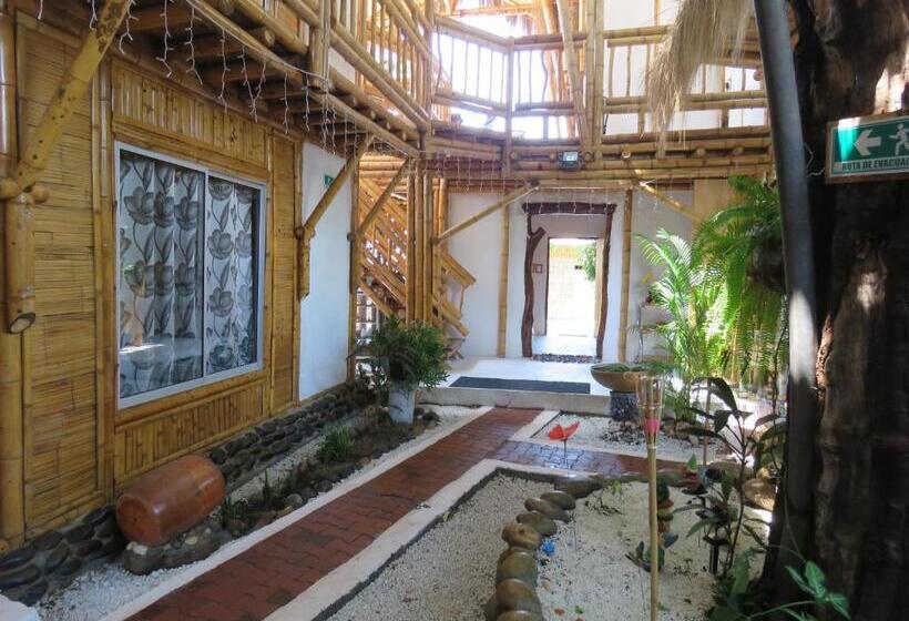 اتاق استاندارد چهارنفره با چشم‌انداز باغ, Tatacoa Star Eco