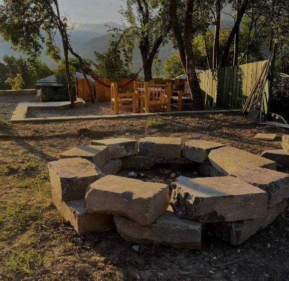 خانه 1 خوابه, View Racha