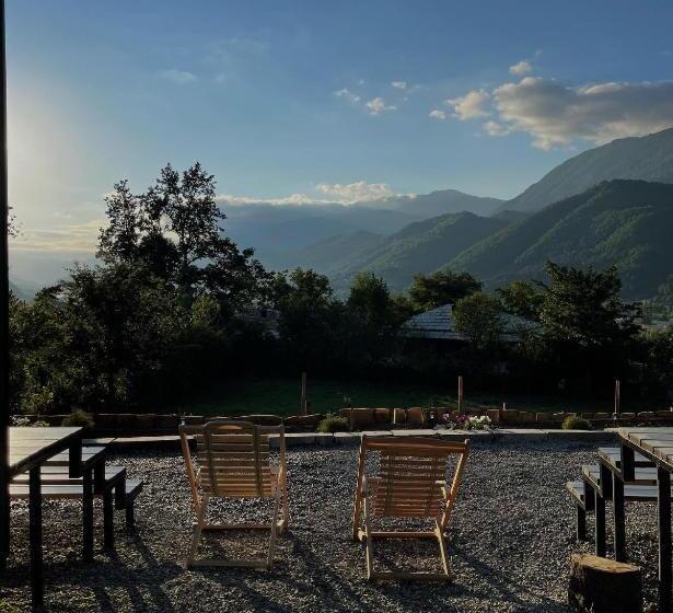 خانه 1 خوابه, View Racha