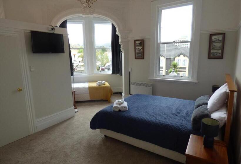 חדר סטנדרט לשלושה, Sahara Guest House