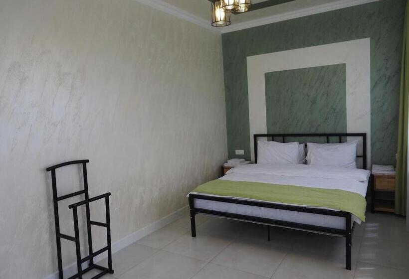 豪华家庭房间, V&v