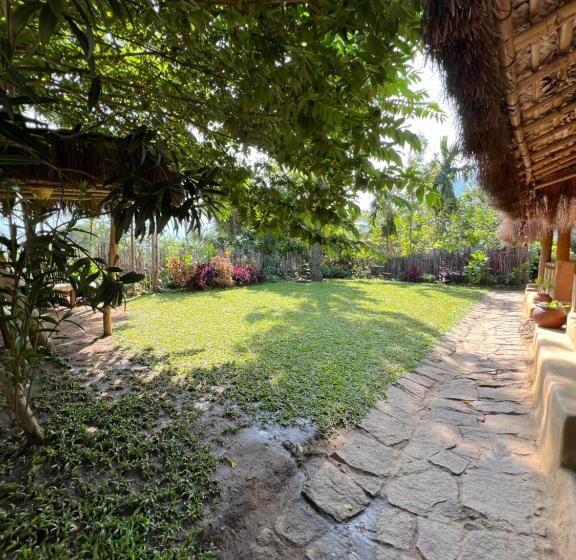 Pokój Standard Widok Ogród, The Mudhouse Marayoor